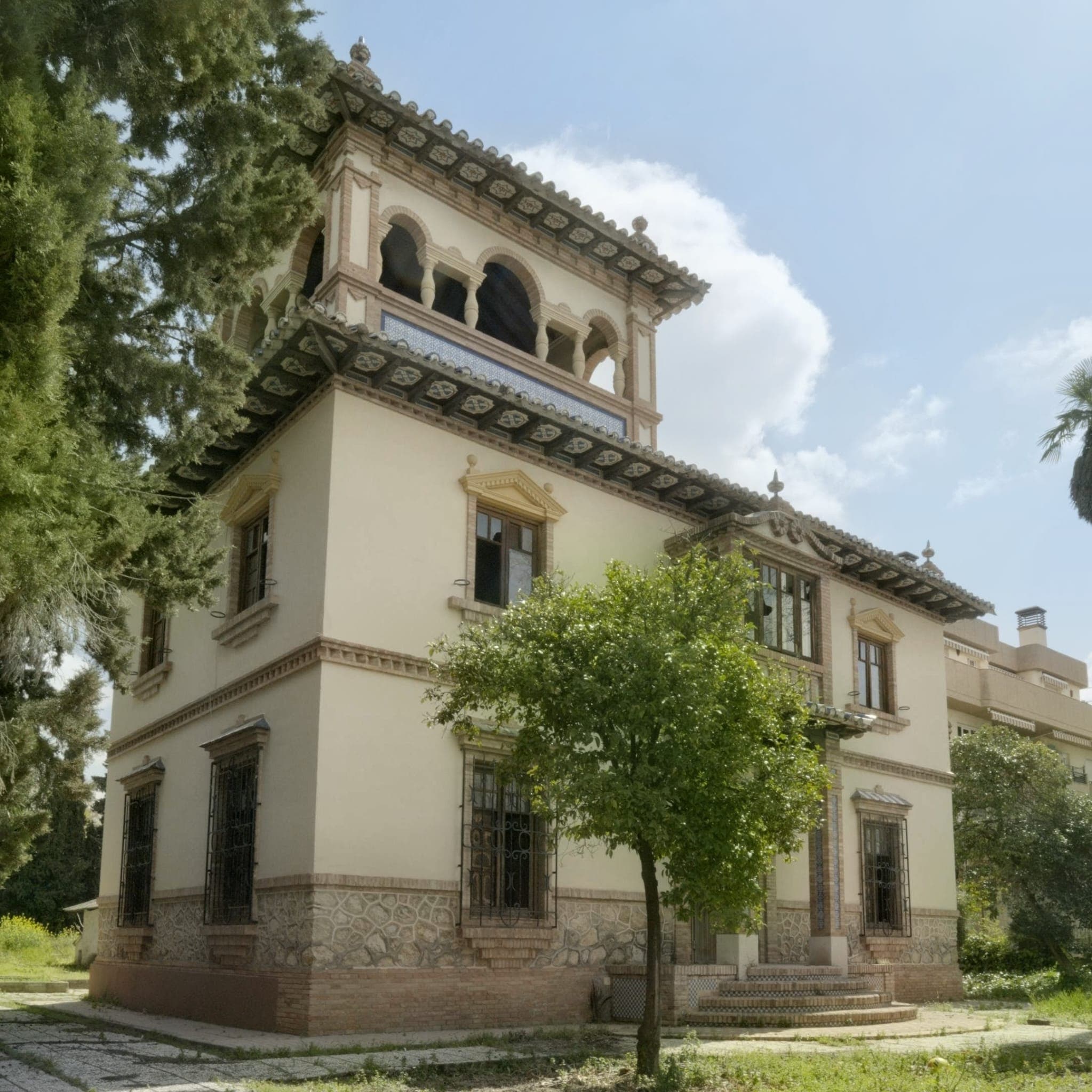 Historic Mansion in Granada — photo 1